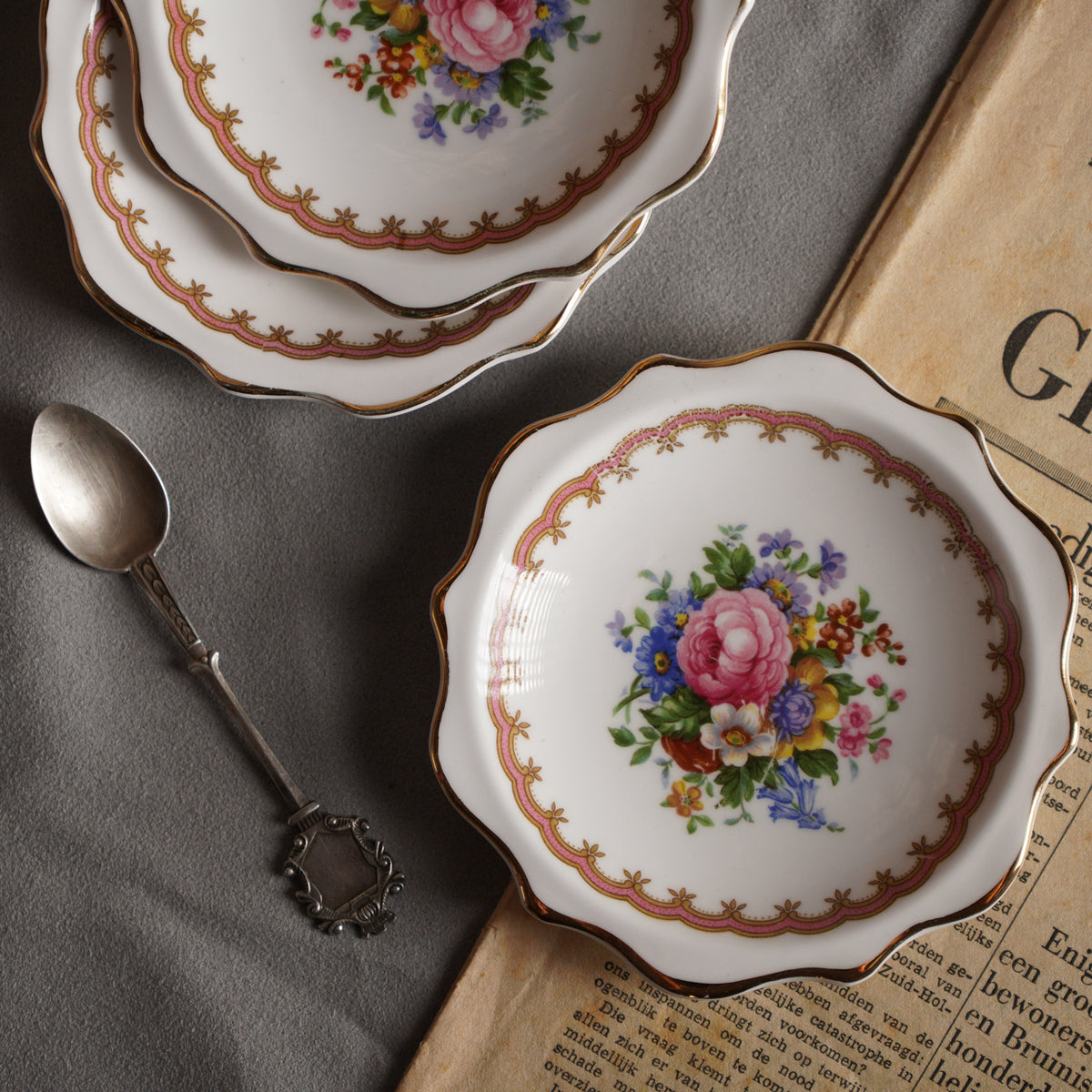 英國Royal Albert "Lady Carlyle "系列骨瓷小碟