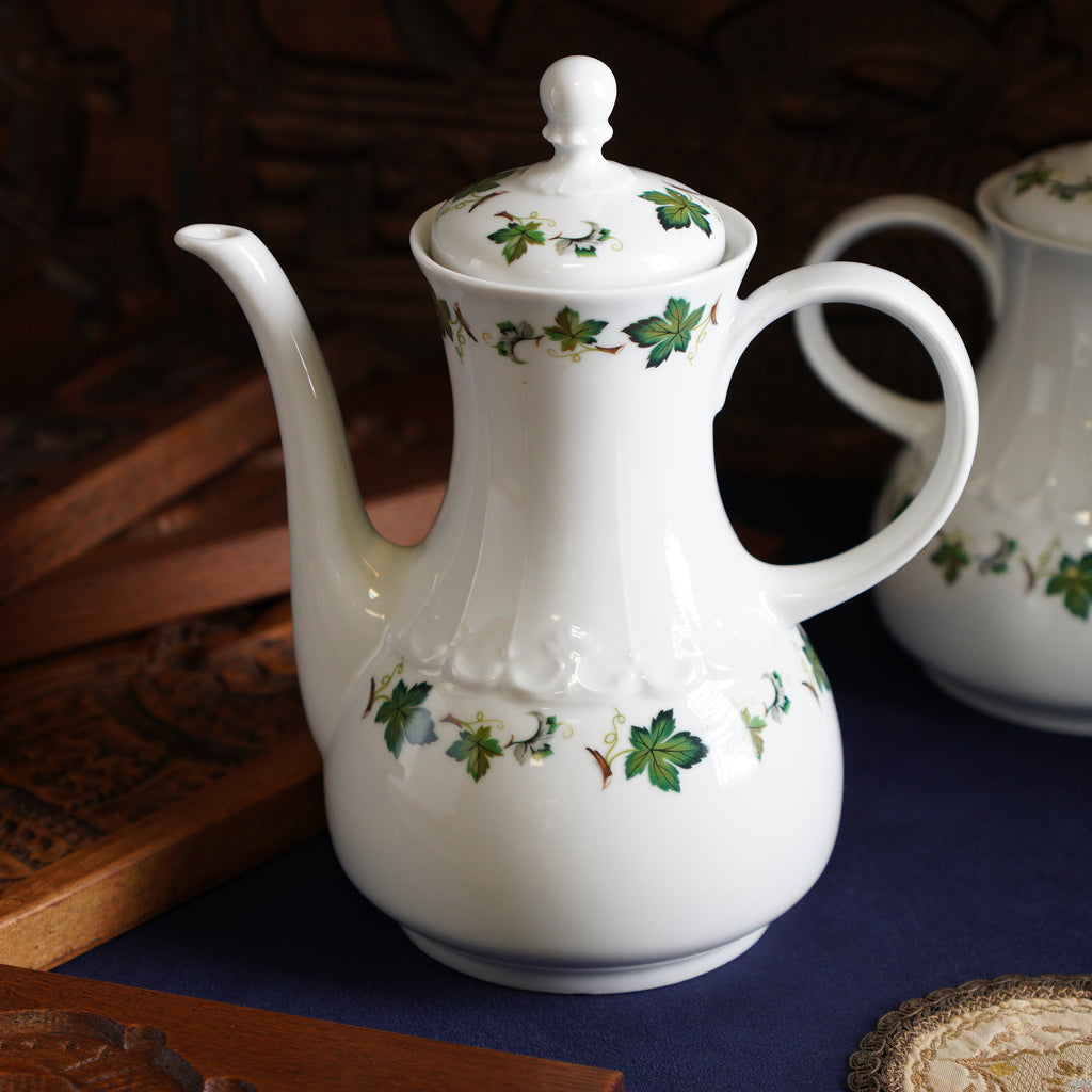 德國Bareuther"葡萄藤"浮雕茶壺/咖啡壺