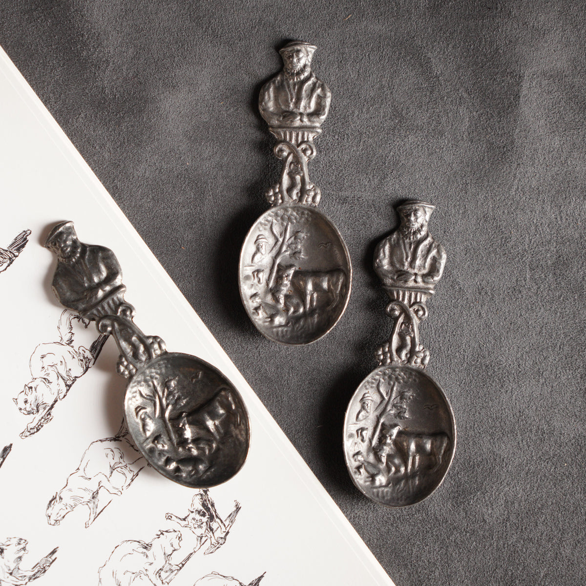 荷蘭Daalderop皇家錫廠浮雕錫製湯匙
