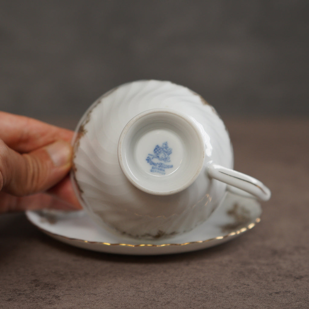 德國Royal Tettau精緻芍藥藤蔓設計描金茶杯組