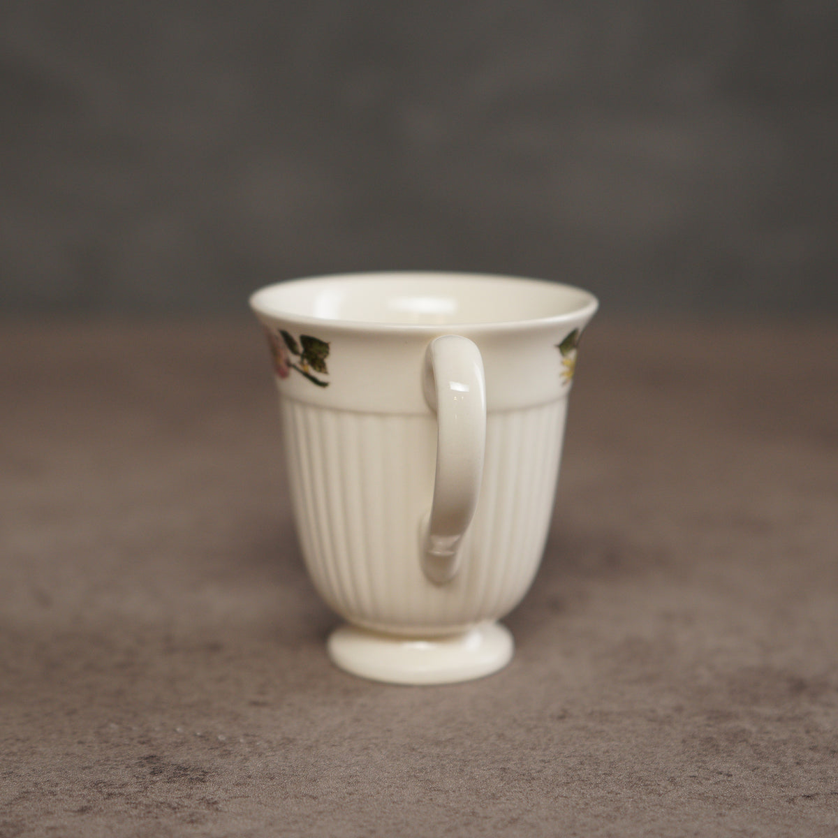 英國Wedgwood "荊棘薔薇"系列茶杯/咖啡杯組