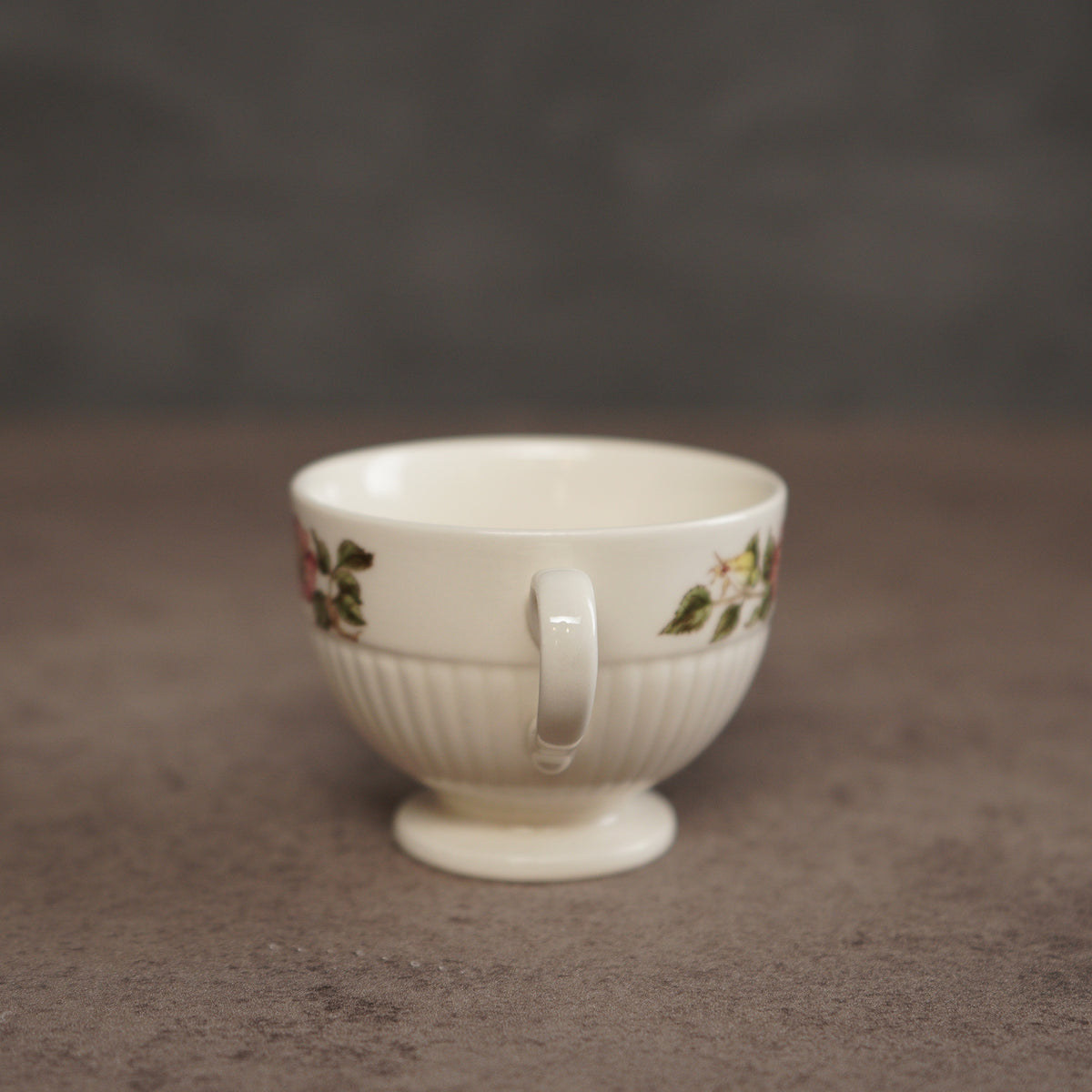 英國名瓷Wedgwood"荊棘薔薇"系列茶杯/咖啡杯組