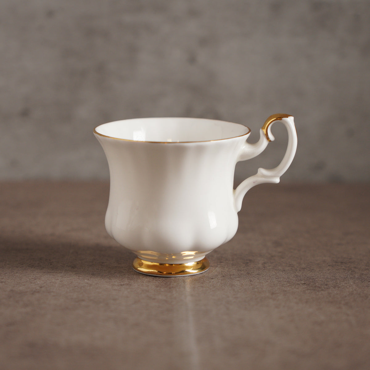 1960英國Royal Albert Val 'Dor系列骨瓷描金對杯組