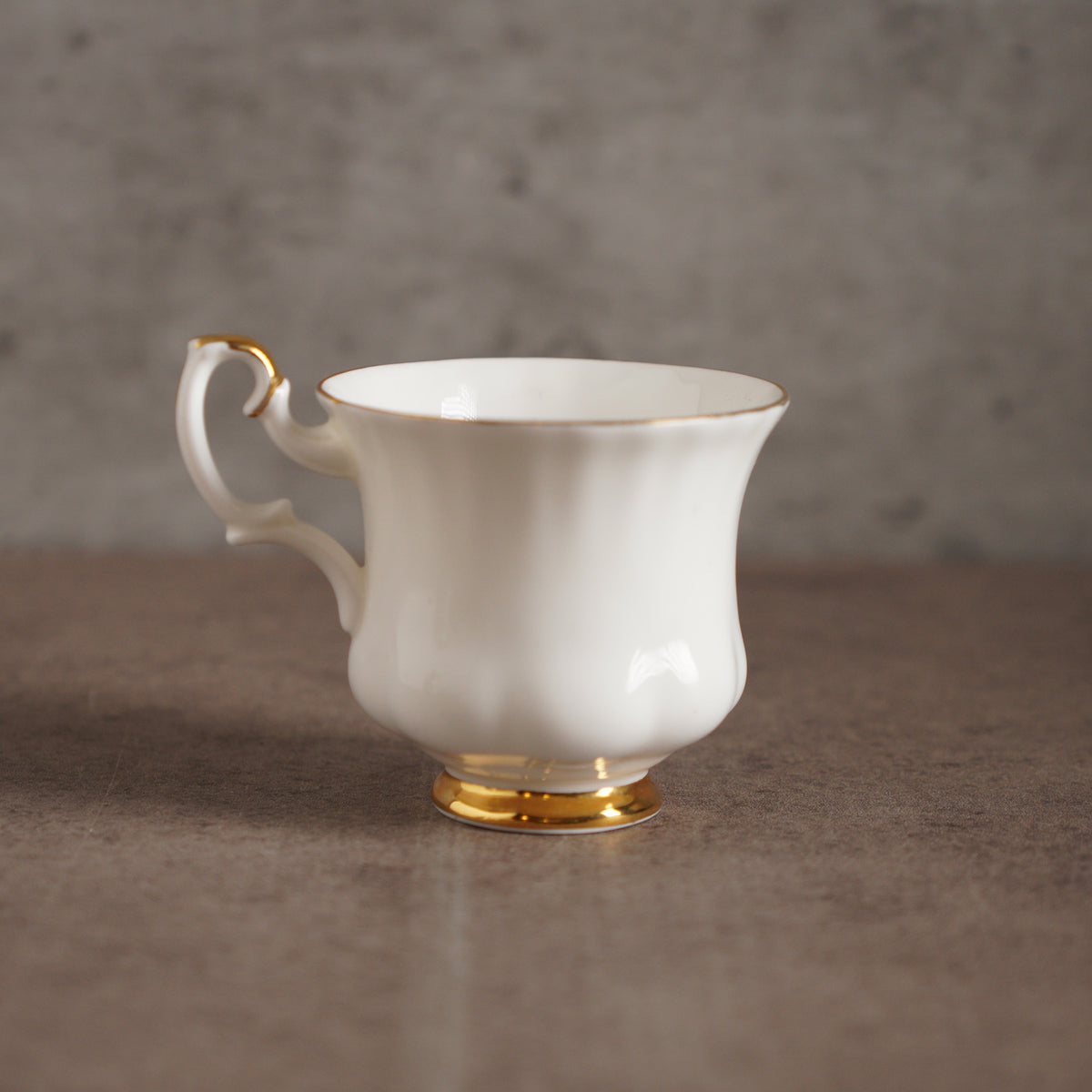 1960英國Royal Albert Val 'Dor系列骨瓷描金對杯組