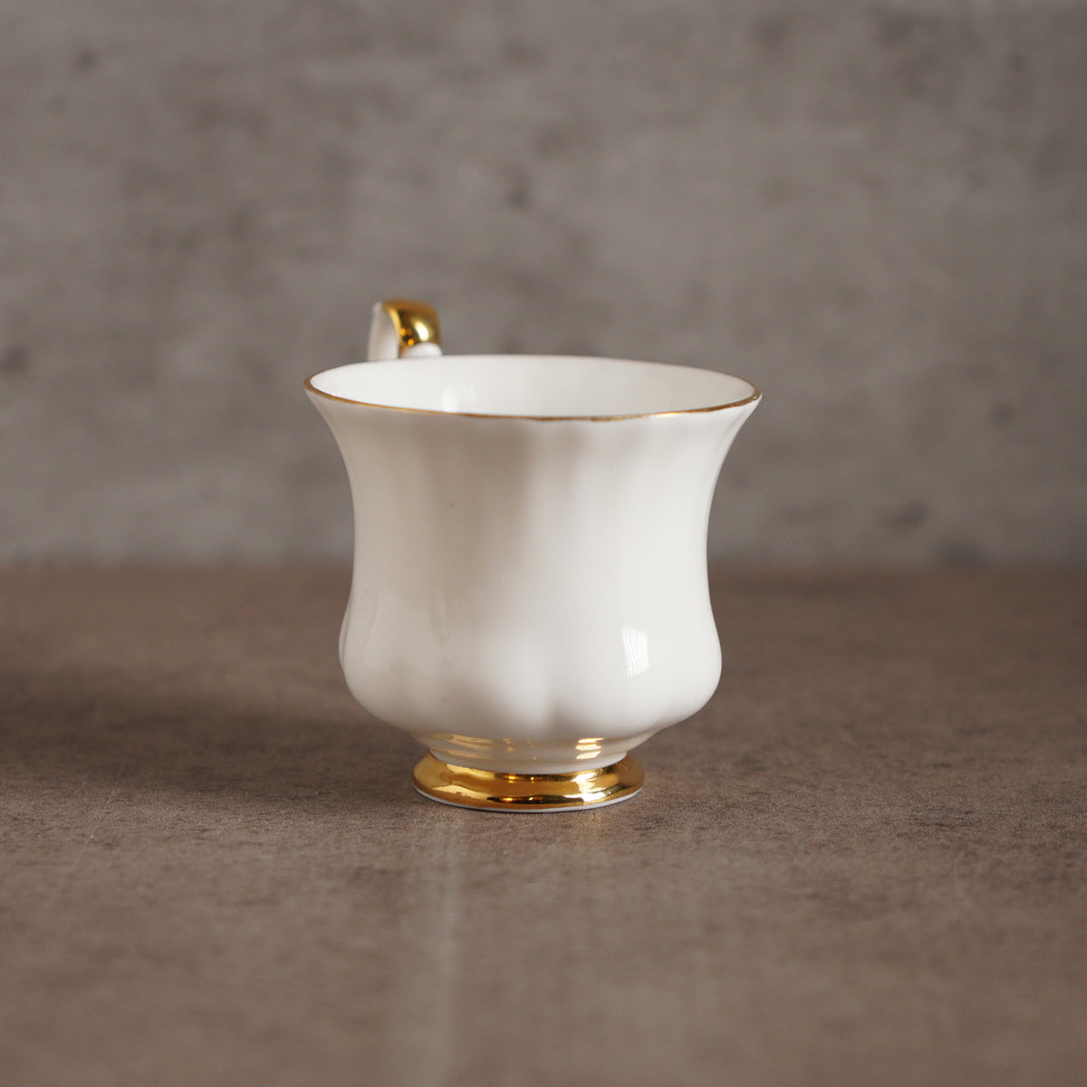 1960英國Royal Albert Val 'Dor系列骨瓷描金對杯組