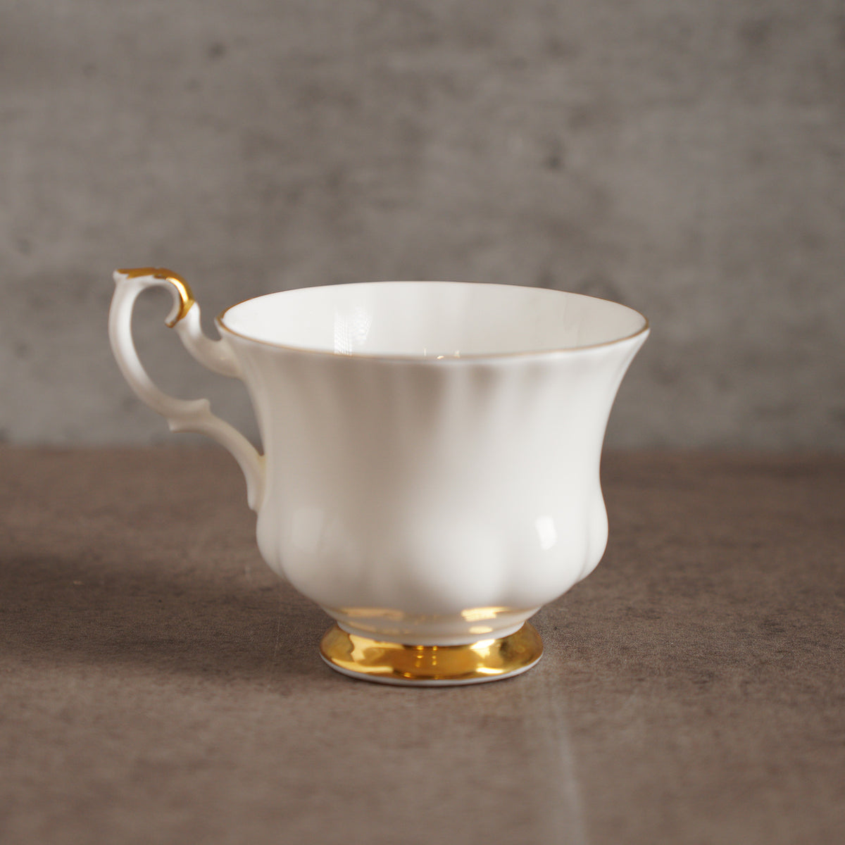 1960英國Royal Albert Val 'Dor系列骨瓷描金對杯組