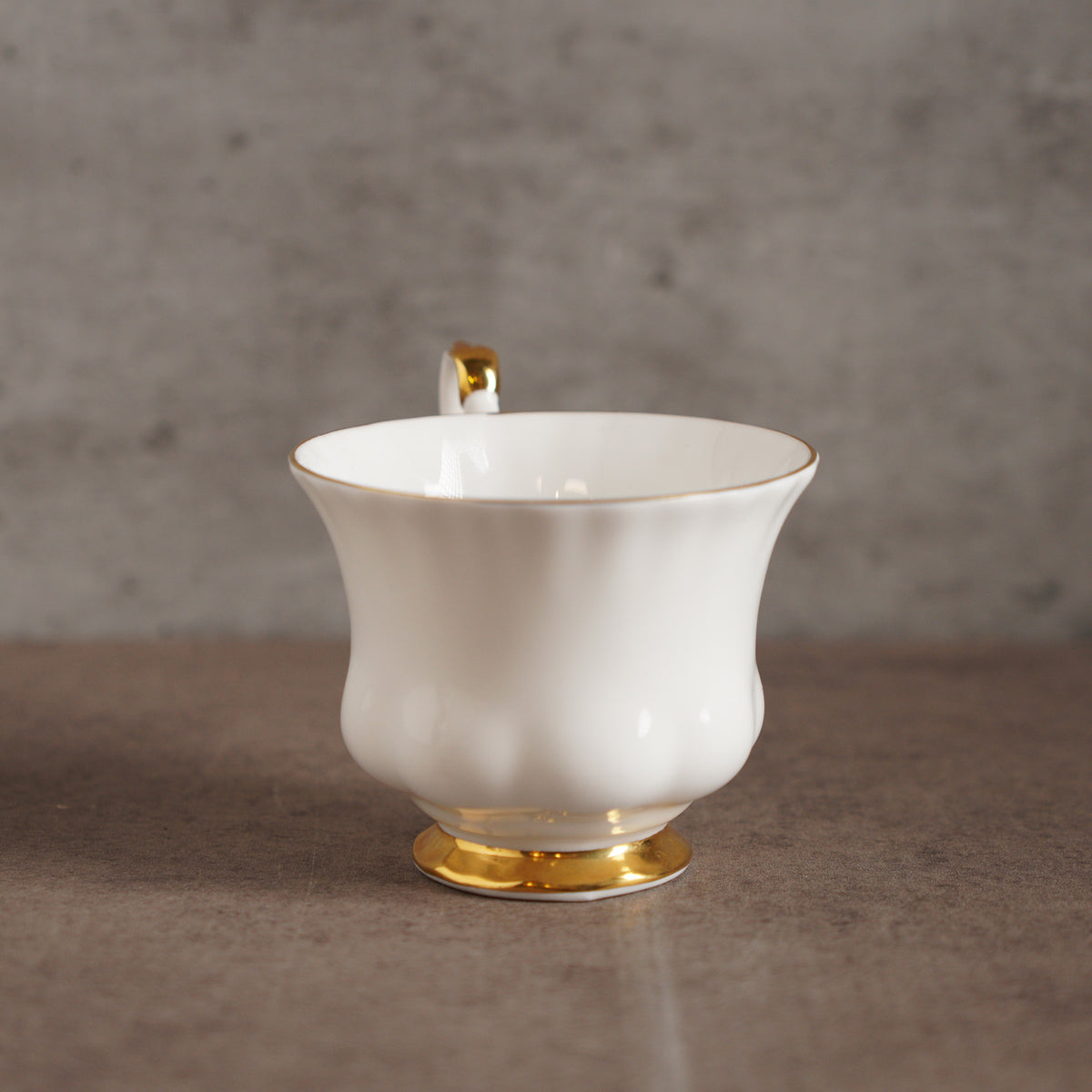 1960英國Royal Albert Val 'Dor系列骨瓷描金對杯組