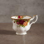1960英國Royal Albert "鄉村玫瑰"22K金骨瓷杯組