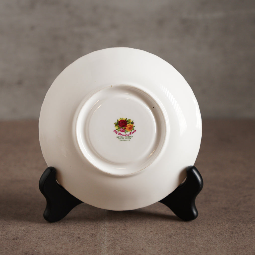 1960英國Royal Albert "鄉村玫瑰"22K金骨瓷杯組