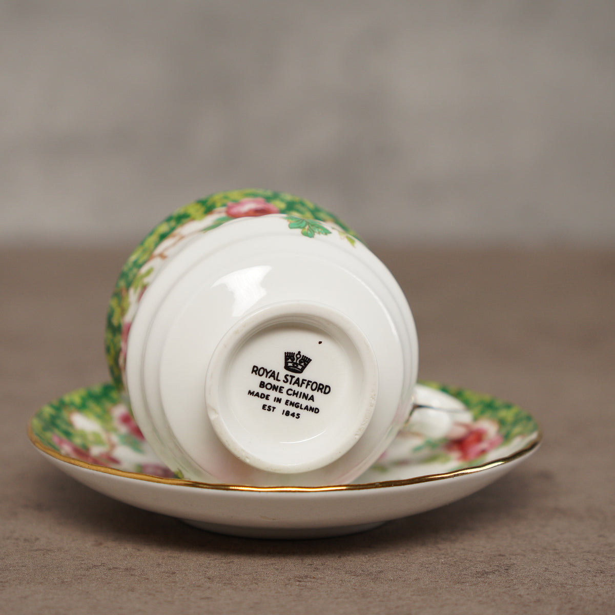 英國Royal Stafford"老英國花園"系列骨瓷茶杯組