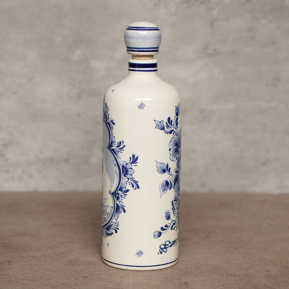 荷蘭Delft Blue風格"道路建設"琴酒瓶