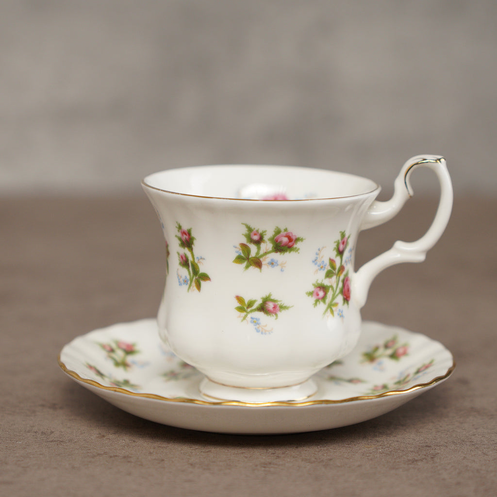 英國Royal Albert “Winsome”系列22k金骨瓷茶杯組