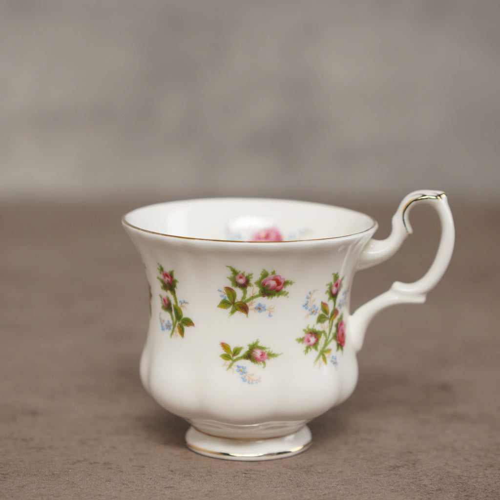英國Royal Albert “Winsome”系列22k金骨瓷茶杯組