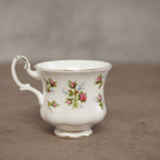 英國Royal Albert “Winsome”系列22k金骨瓷茶杯組