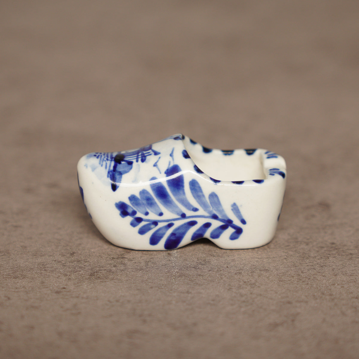荷蘭Delft Blue風格手繪木鞋造型菸灰缸