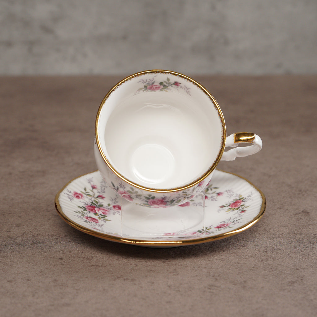 英國Elizabethan小玫瑰細骨瓷描金杯組