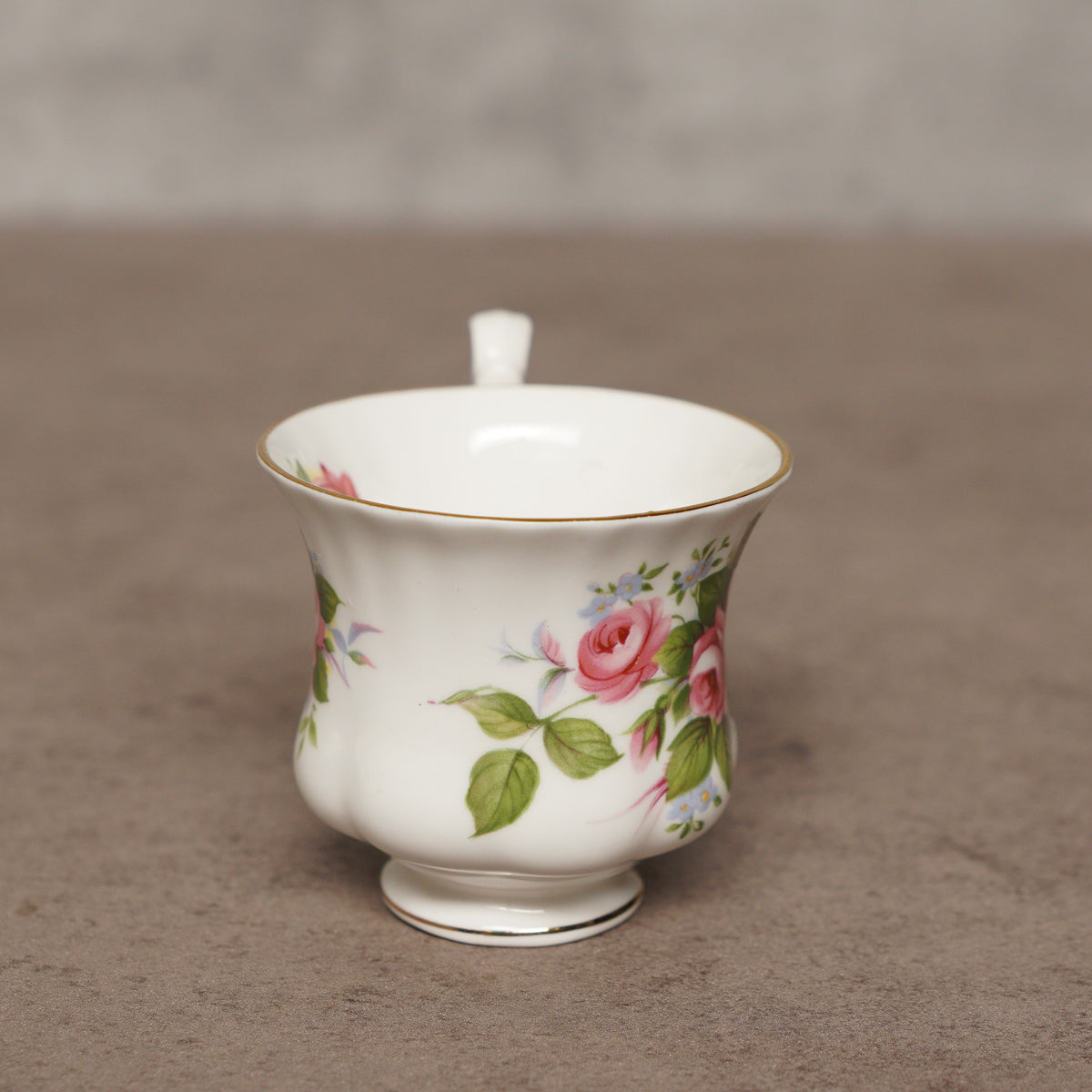 英國Royal Albert "夏日時光"系列22k金骨瓷杯組