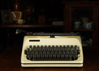 1970德國Triumph Gabriele 25攜帶型打字機