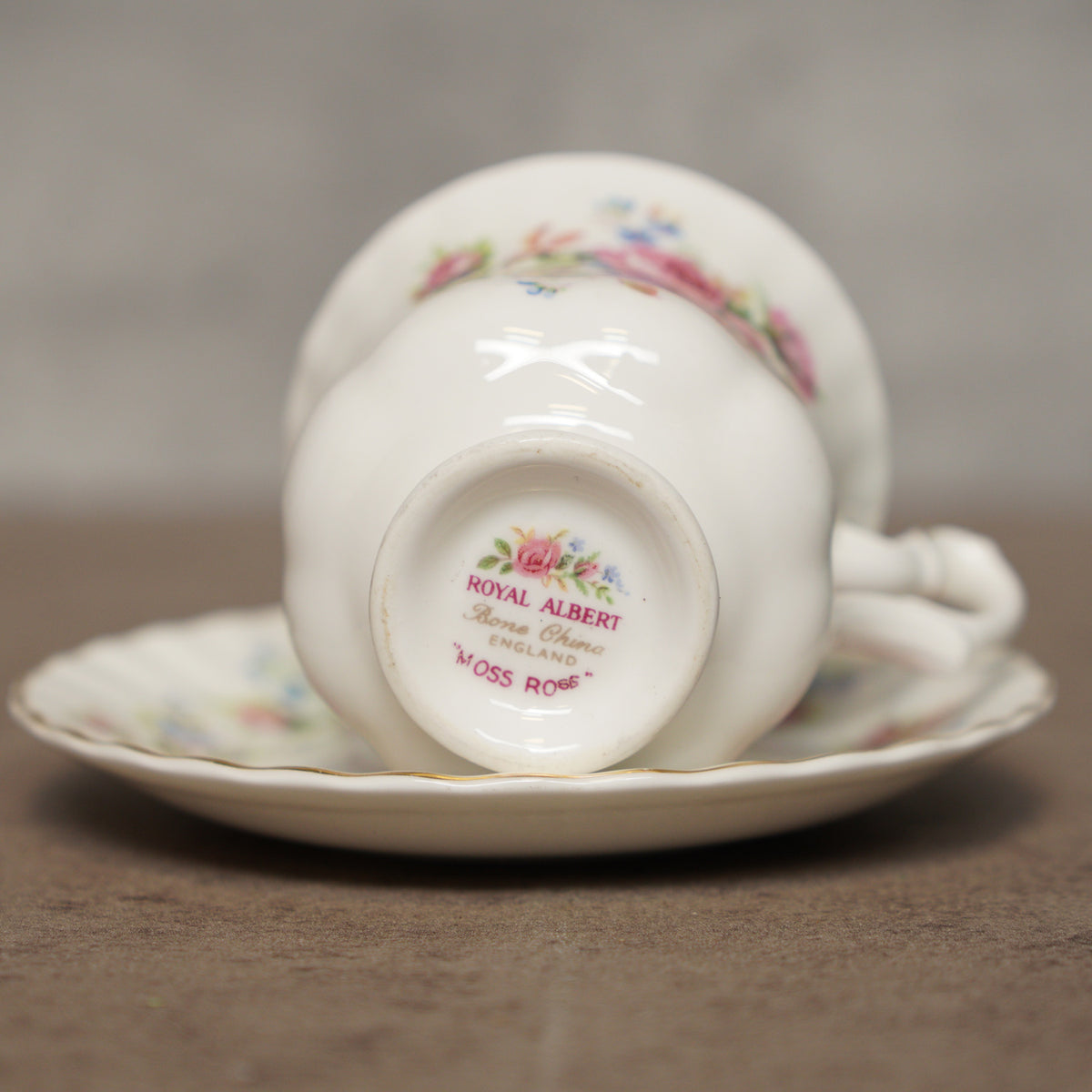 英國名瓷Royal Albert "Moss Rose"系列22k金骨瓷杯組
