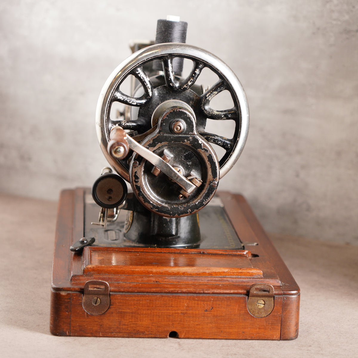 1906年Singer 28古董手搖縫紉機