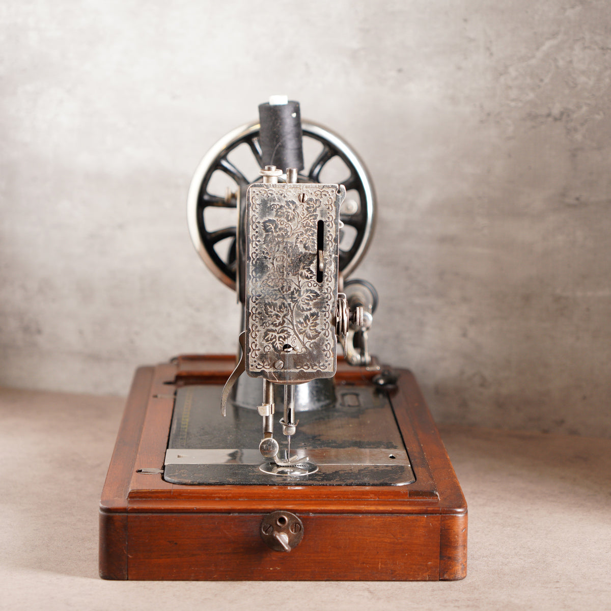 1906年Singer 28古董手搖縫紉機
