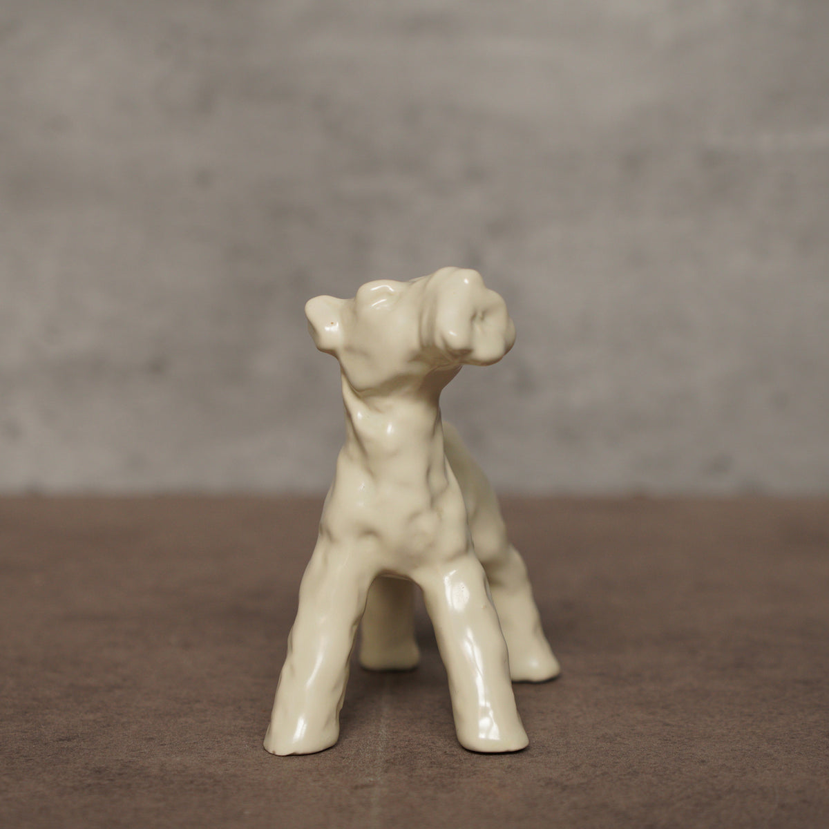 荷蘭"雪納瑞犬"鑄造陶瓷擺飾
