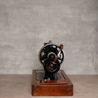 1920年Singer 128K手搖古董縫紉機