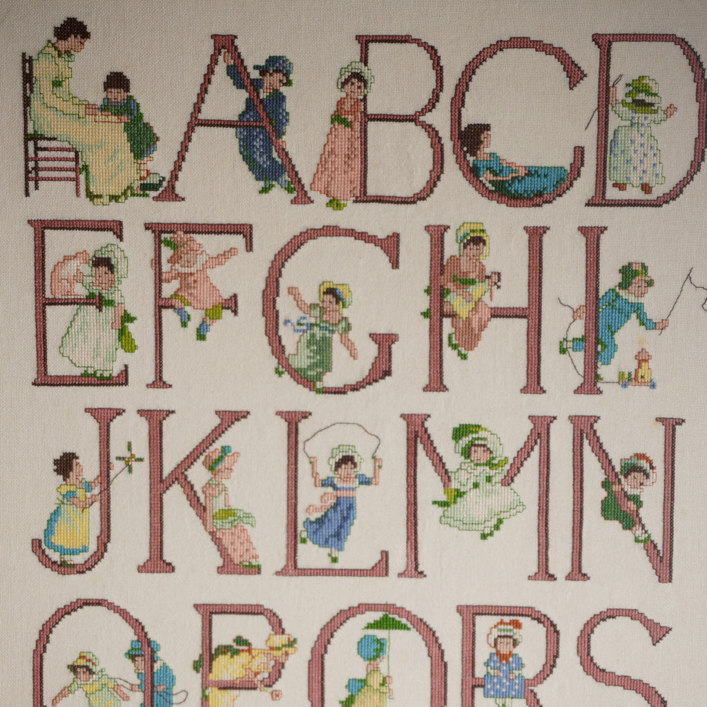 荷蘭英文字母手工刺繡掛畫