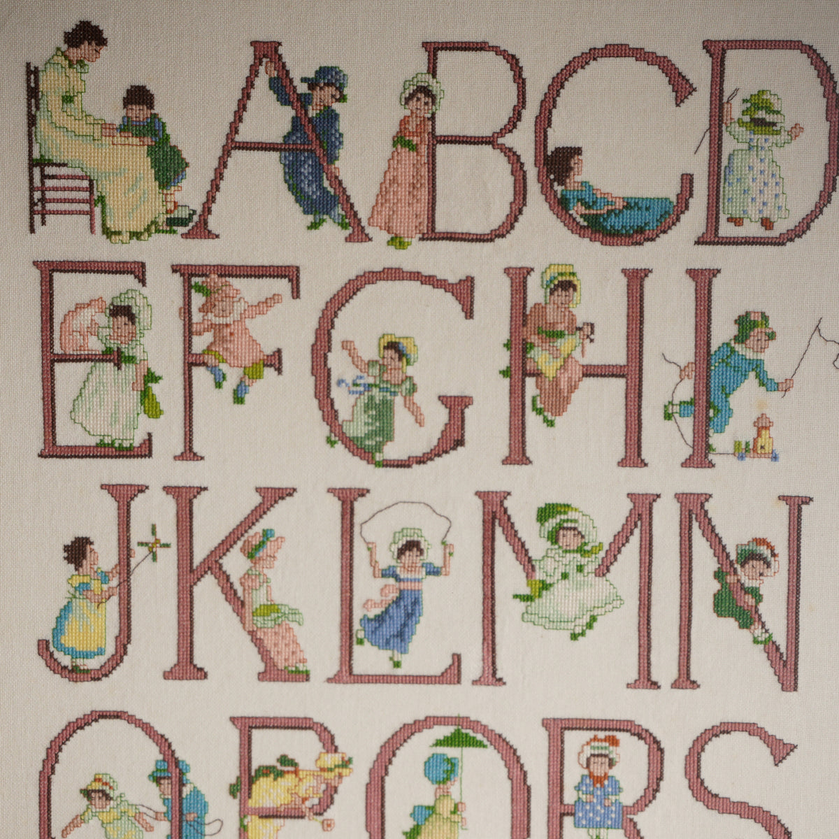 荷蘭英文字母手工刺繡掛畫
