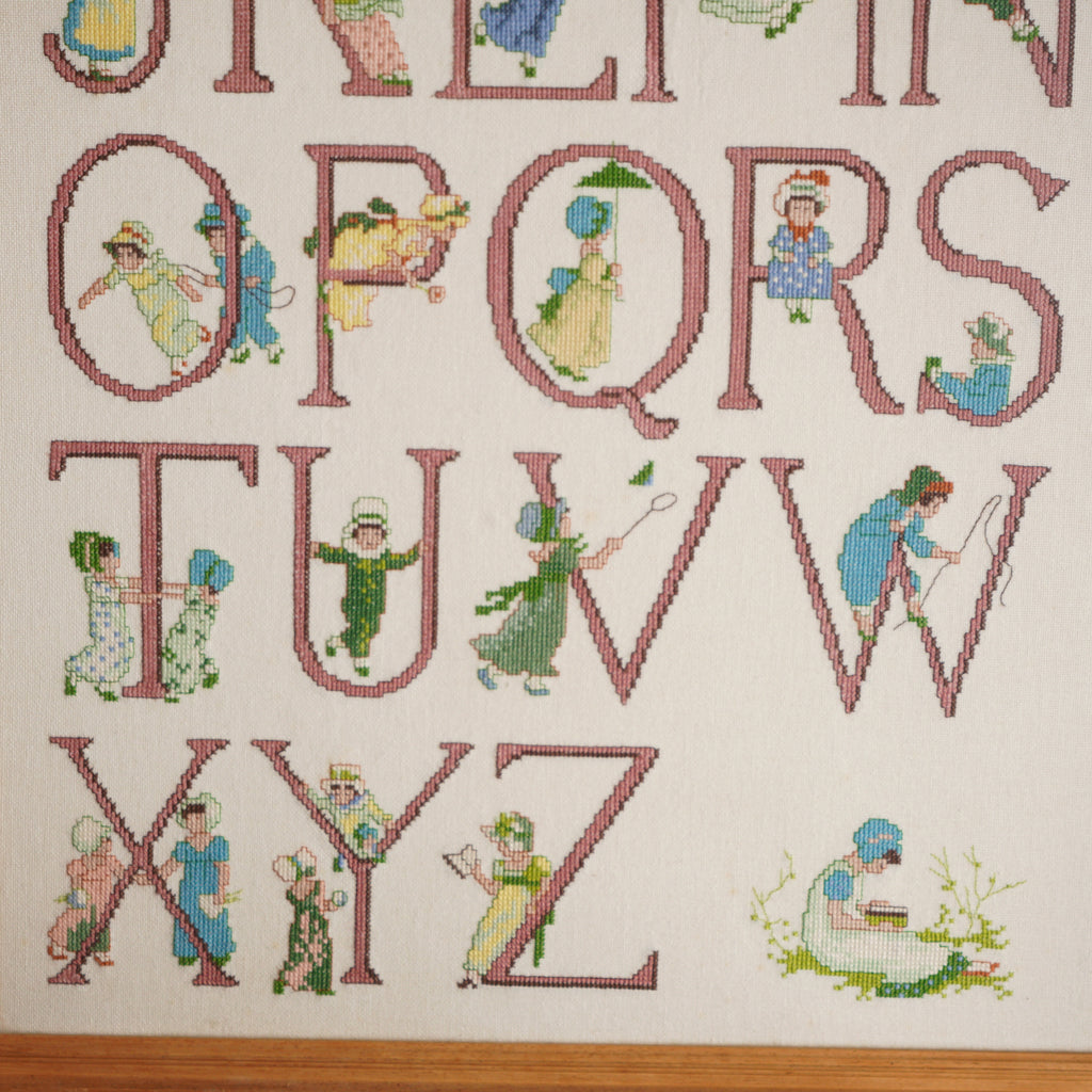 荷蘭英文字母手工刺繡掛畫