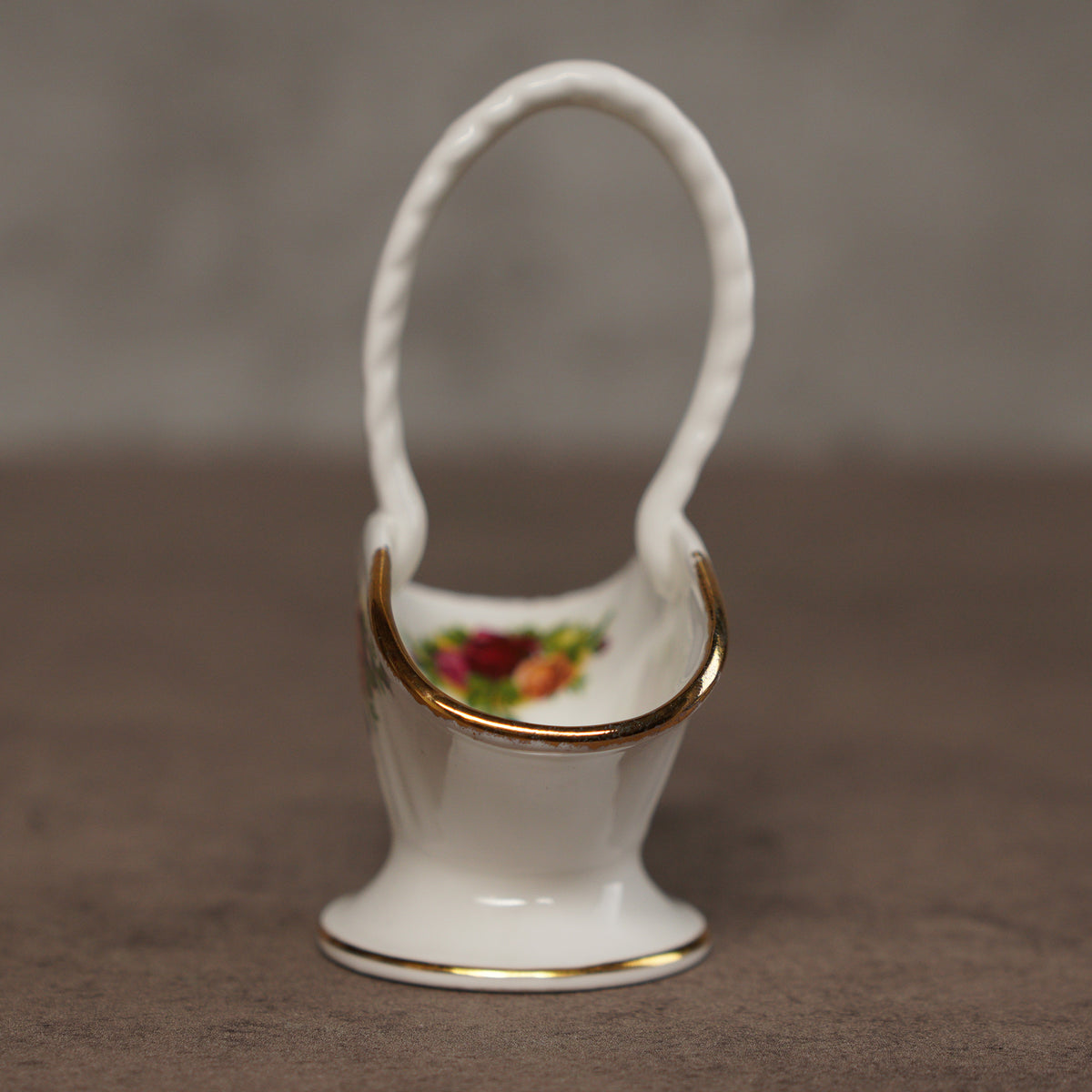 1980英國Royal Albert"鄉村玫瑰'骨瓷小提籃