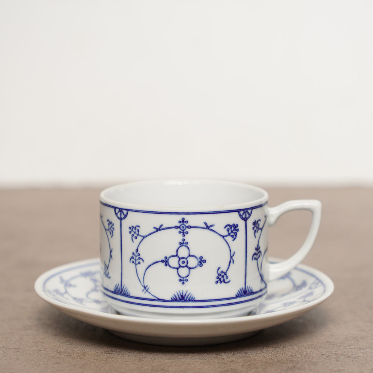 東德Jäger唐草紋Blau Saks茶杯組