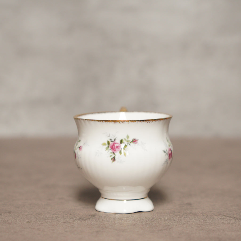 英國Elizabethan雙色玫瑰細骨瓷手工噴金杯組