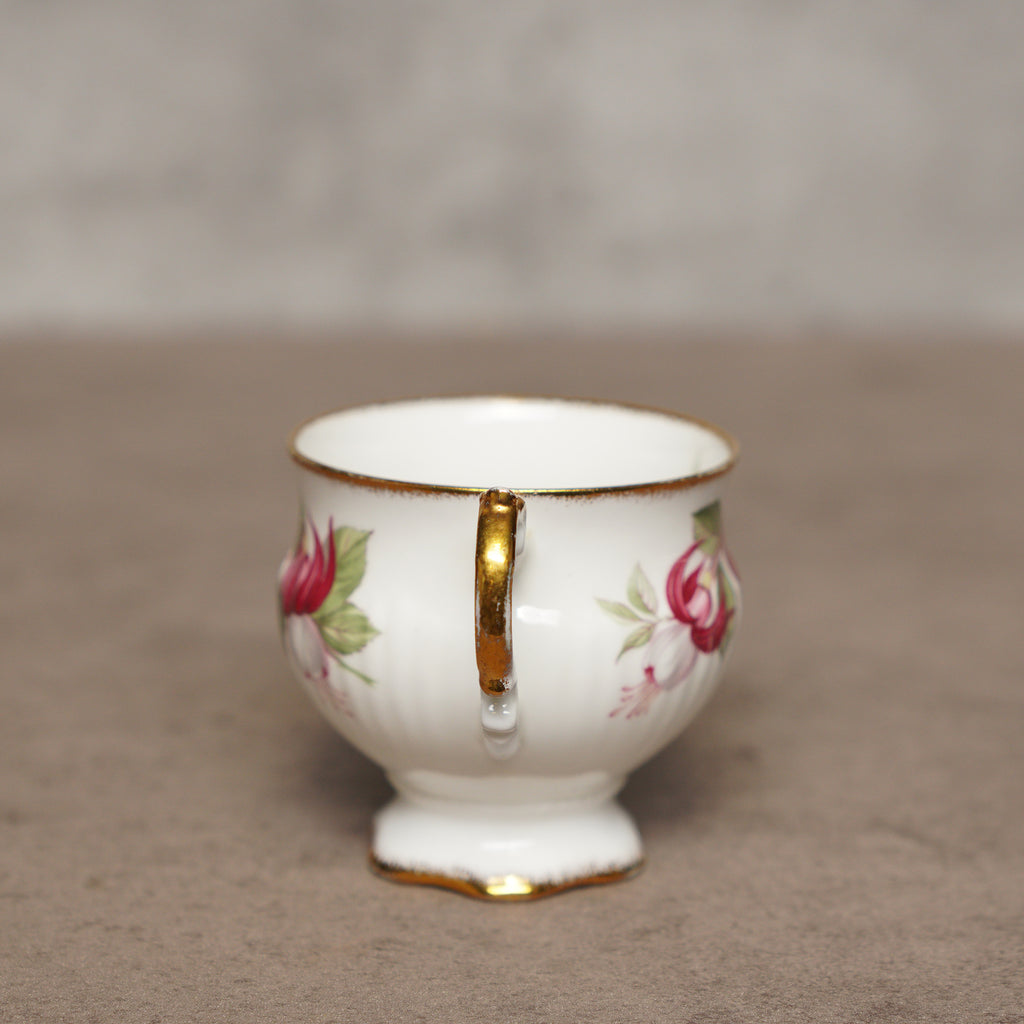 英國Elizabethan"吊鐘花"手工描金細骨瓷杯組